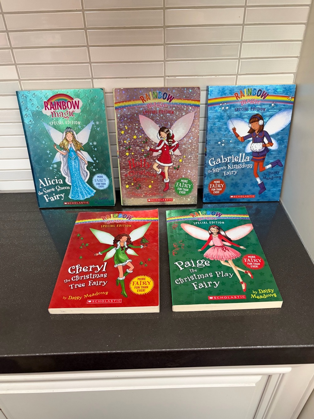 5 Rainbow Magic Christmas / Winter theme Special Edition fairy books